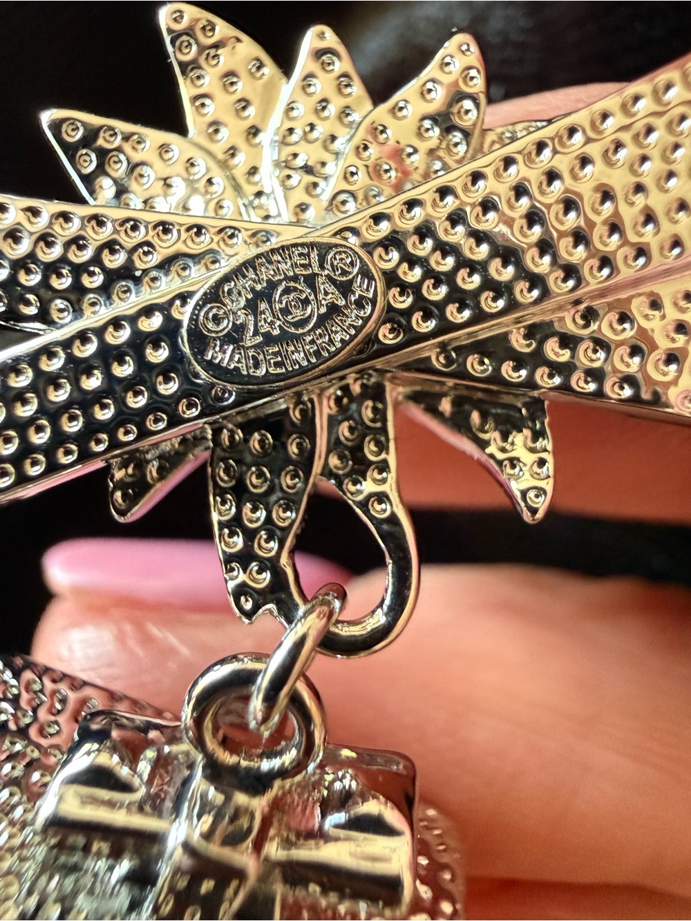 ChaneI Salzburg. Enameled Cable Car🚠 Skies ⛷️Flower🌸 Brooch - Picture 5 of 9